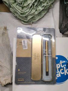 Parker Vector Gold Fountain Pen