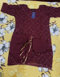 Elegant Maroon Kurta Set with Embellishments