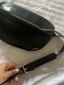 Black Croc Embossed Fanny Pack