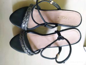 Sparkling Black Heels