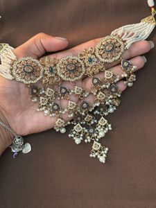 Exquisite Kundan Pearl Choker Set