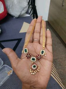 Elegant Indian Necklace Set