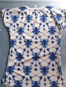 Blue Printed Top.. 32-34-36 tk ko