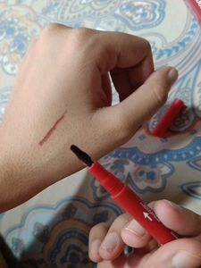 Huda Beauty Lip Contour Stain
