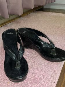 Black wedge heel
