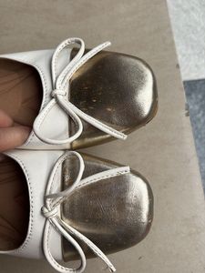 Chic Ballet Flats