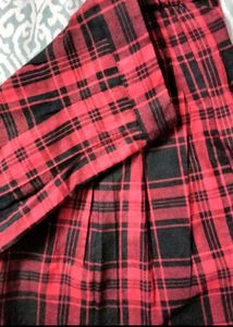 JAPANESE Red pleated skirt🎀