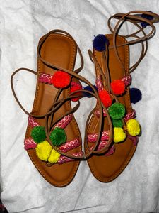 Jaipuri Pompom Gladiators