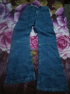 Y2K FLORAL FLARED JEANS