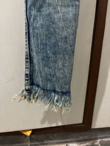 Splash Brand Acid Wash Frayed Hem Jeans