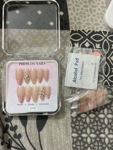 Press On Nails - 24 Pcs