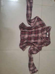 Bundle of tops, crop top, pullover and cropped s