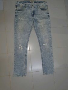 Zara Distressed Light Wash Denim Jeans