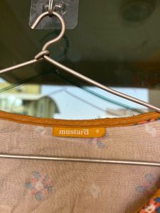 Mustard Top