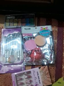 Glitter Eyeshadow & Nail Art Set