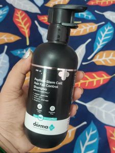The Derma Co Hair Fall Control Shampoo