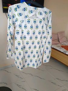 SHORT KURTIS