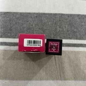 Nykaa Ultra Matte Lipstick | Razia 18