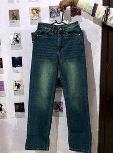 Baggy Dark wash jeans