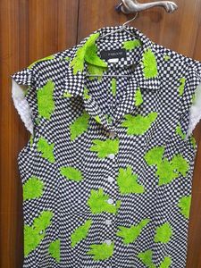Vibrant Checkered Leaf Print Sleeveless Top