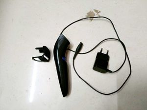 Philips QT 4000 series trimmer + charger