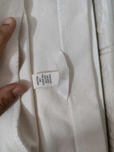 H&amp;M shoulder less top