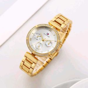Elegant Gold Tommy Hilfiger Watch