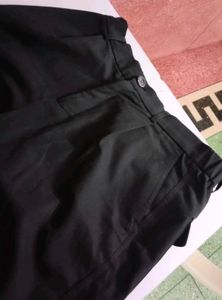 Classic Black Wide-Leg Trousers