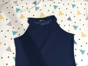 Chic Navy Sleeveless Dress