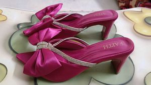 Faith Pink Bow heels 💗✨