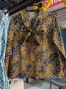 Chic Navy & Yellow Floral Blouse