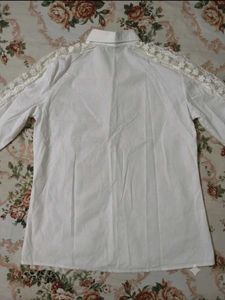 Collezione White Shirt with Elegant Shoulder Lace