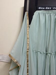 Elegant Embroidered Kurti