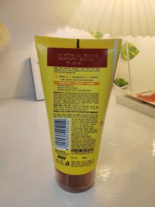 joy ubtan face wash