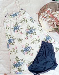 Floral Print Nightgown with Lace Trim