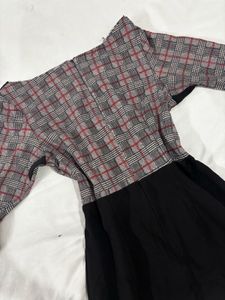 Chic Plaid &amp; Black Midi Dress