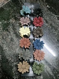 Set of 12 Daisy Flower Hair Clips