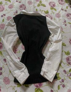 gwen stacy academia coquette savana newme top