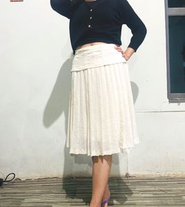 WOMAN SKIRT