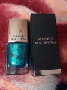 Myglamm manish Malhotra NailLacquer Opulent Ocean
