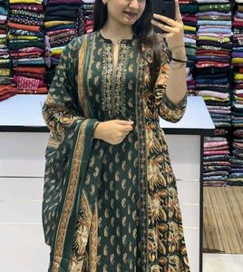 Anarkali Kurta Set Green