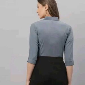 Grey 3/4 Sleeve Button-Down Top
