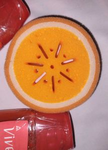 Vivel 1 Body Wash with Exfoliating Sponge