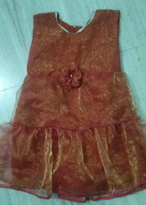 Beautiful Frock with hair Bow without use