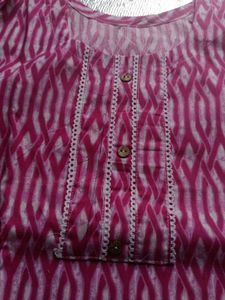 Pink &amp; White Printed Kurta