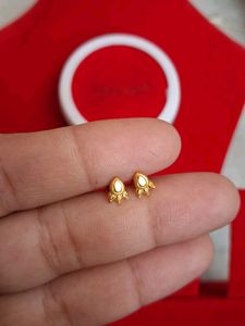 Gold  Stud Earrings 18crt