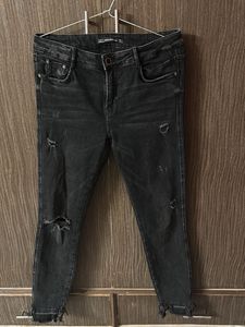 Zara Black Distressed Jeans