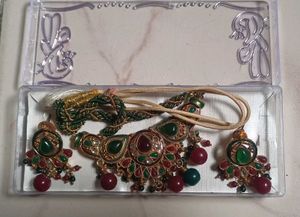 Elegant Indian Necklace and Earring Set