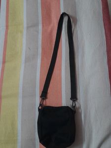 Aesthetic Sling Bag