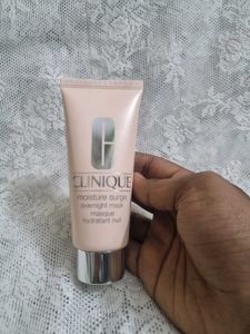 Clinique Moisture Surge Overnight Mask